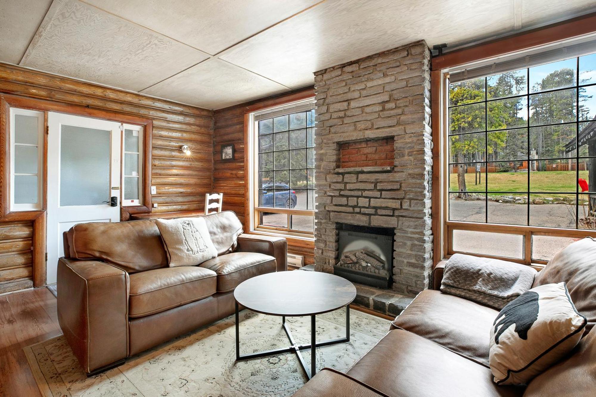Elkhorn Lodge Vacation Rentals Banff Eksteriør billede