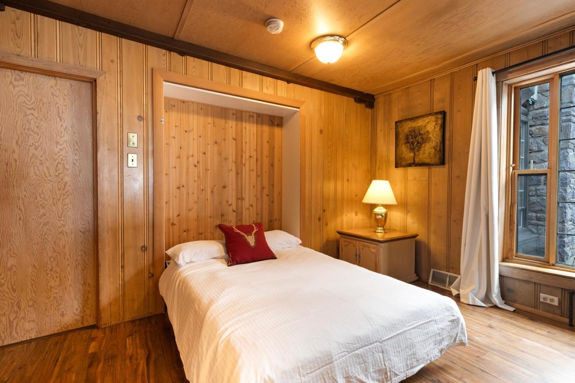 Elkhorn Lodge Vacation Rentals Banff Eksteriør billede