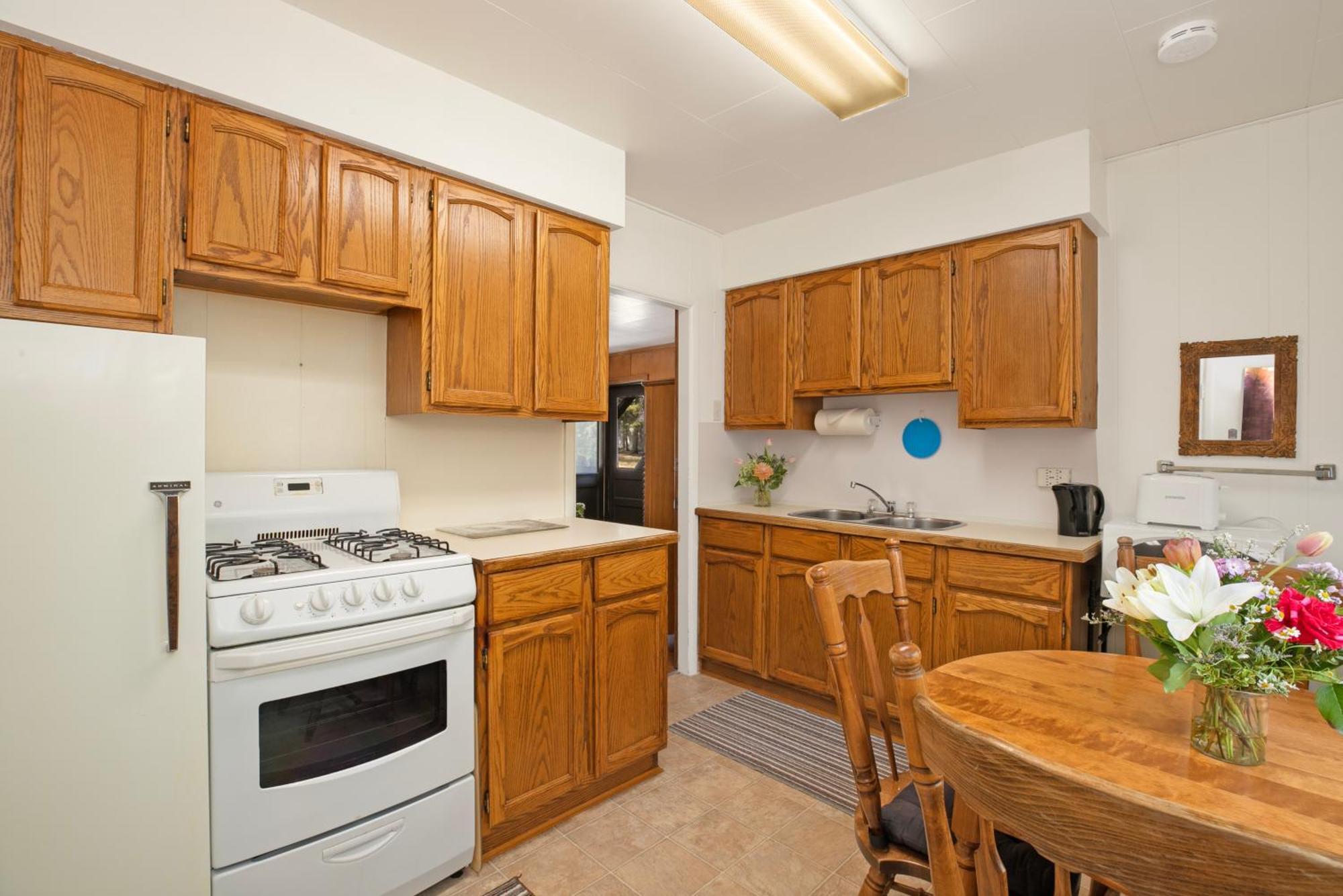 Elkhorn Lodge Vacation Rentals Banff Eksteriør billede